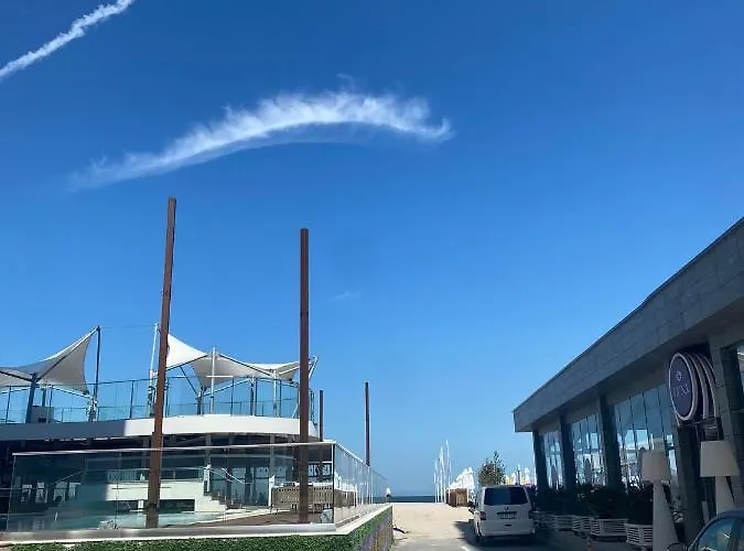 Azzurro Sea View Apartment