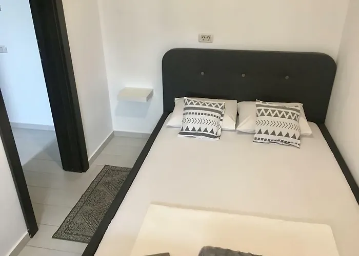 Azzurro Sea View Apartment